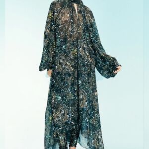 H&M Studio Collection SS 2025 patterned chiffon dress Maxi  Black/jewelry  Bnwt